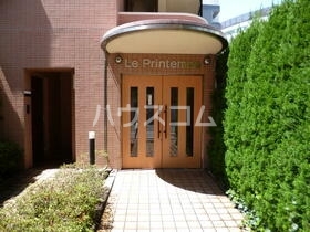 2/4 エントランス