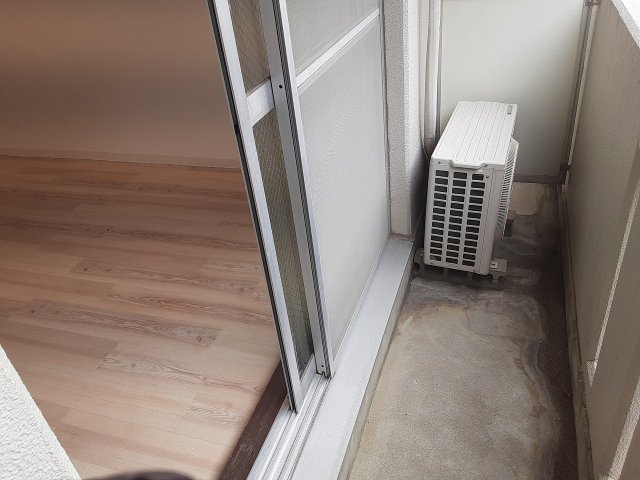 20/30 バルコニー