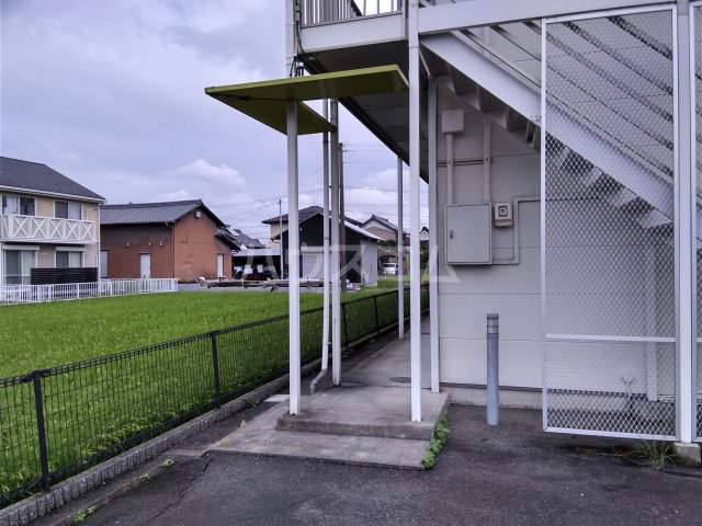 17/26 エントランス