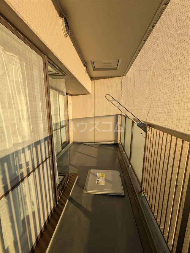 17/30 バルコニー