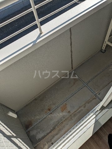 23/30 バルコニー