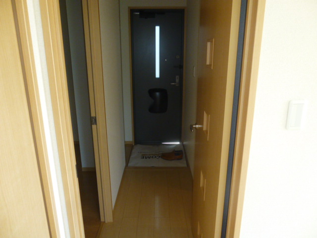 8/23 玄関