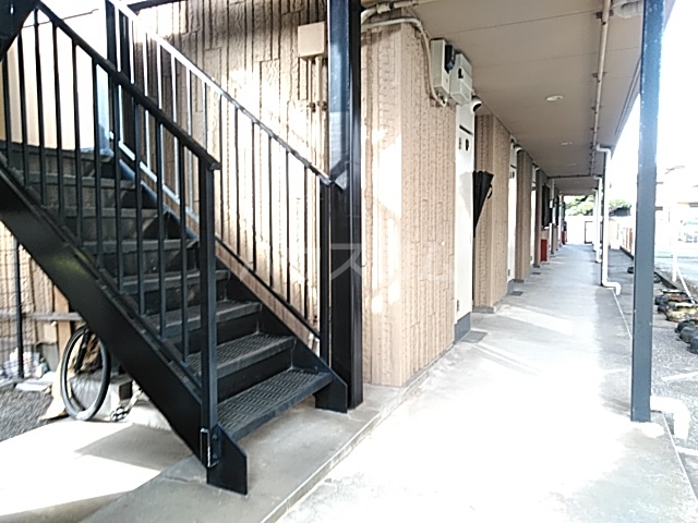 20/28 エントランス