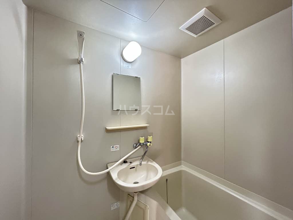 11/23 浴室