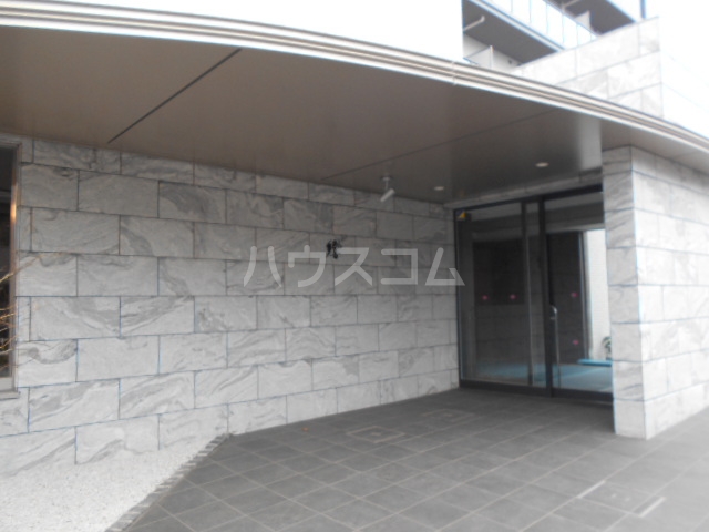 29/30 エントランス