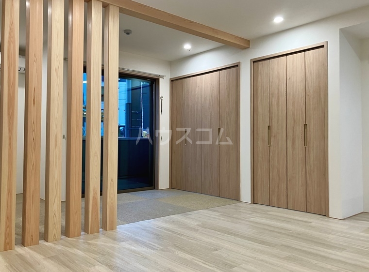 15/18 エントランス