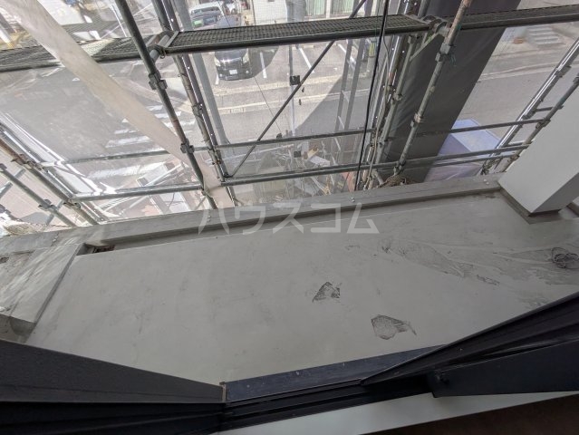 19/30 バルコニー