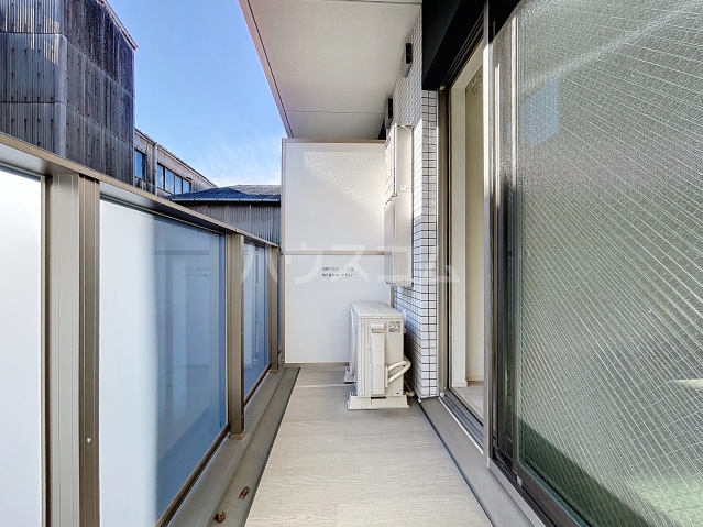 14/22 バルコニー