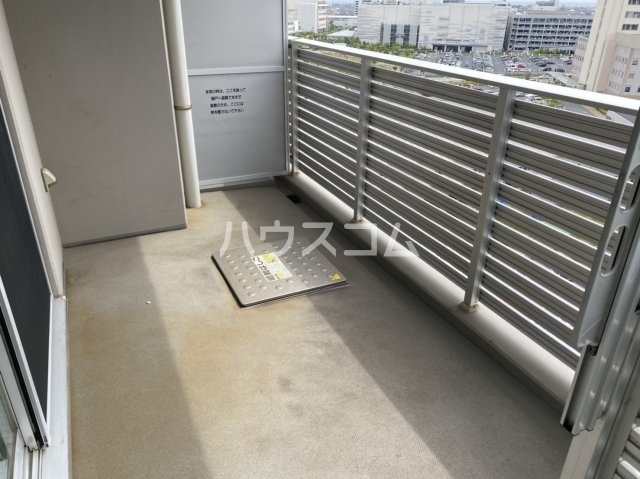21/30 バルコニー
