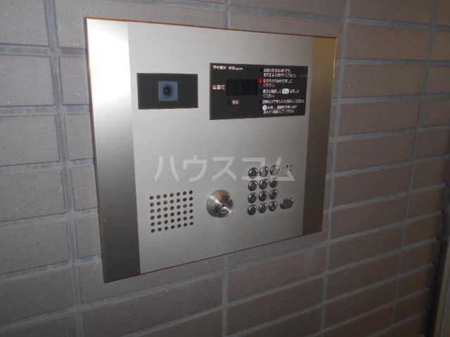 19/29 エントランス