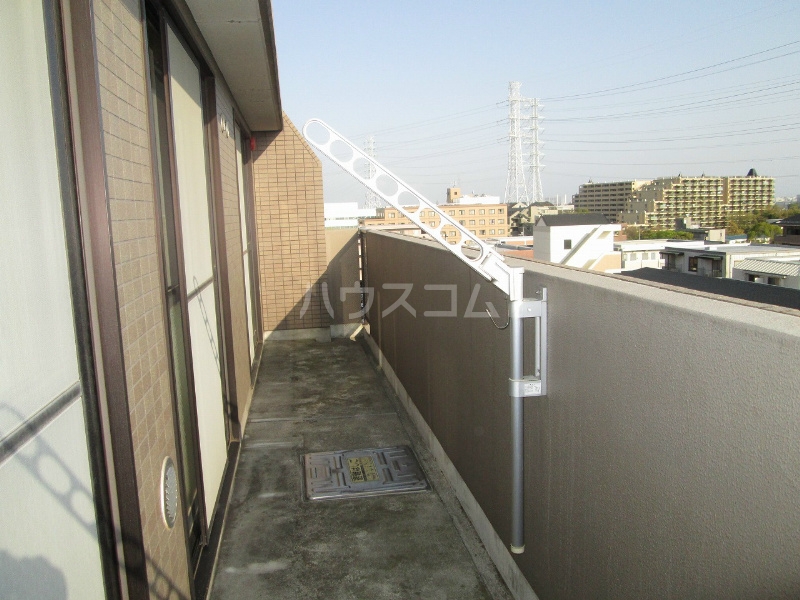 13/17 バルコニー