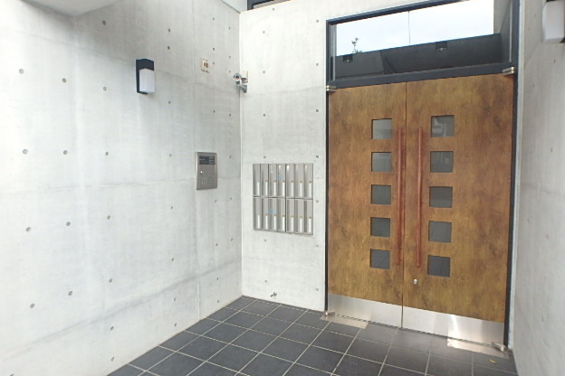 15/24 エントランス