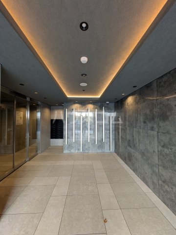 16/24 エントランス