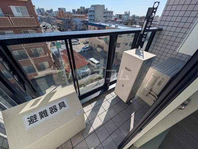 19/29 バルコニー