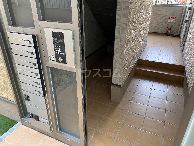 29/30 エントランス