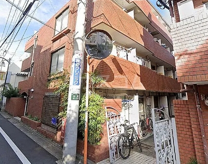 2/4 エントランス