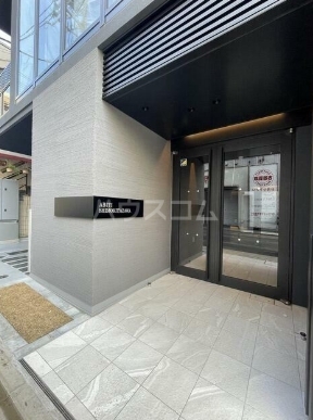 2/3 エントランス