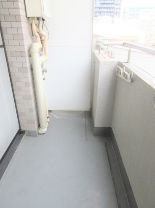 13/22 バルコニー