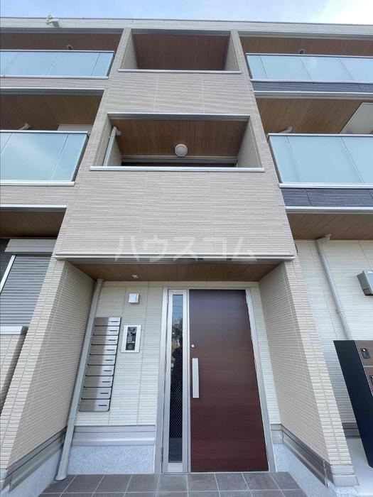 16/24 エントランス