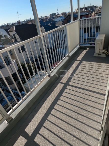 15/28 バルコニー