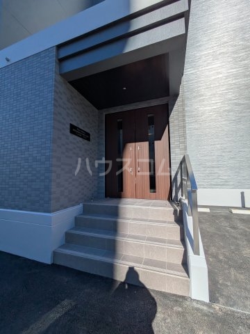 29/30 エントランス