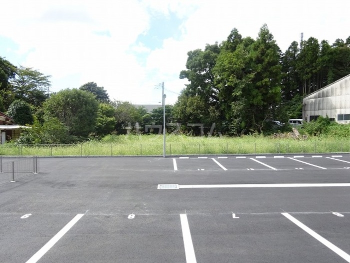 4/10 駐車場