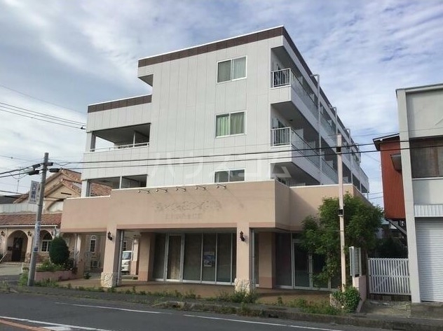 アネックス和総の外観