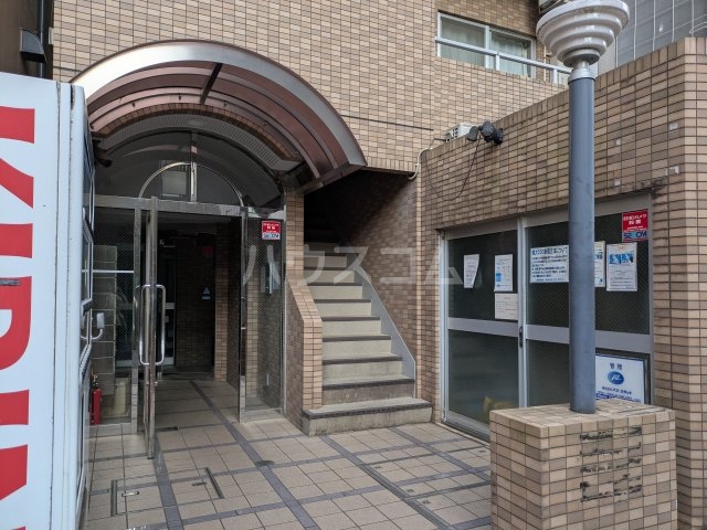 29/30 エントランス