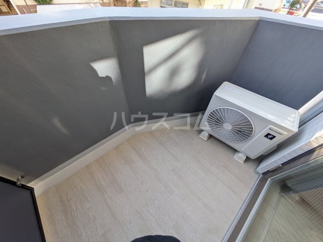 19/28 バルコニー