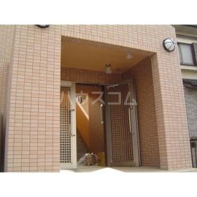 17/22 エントランス