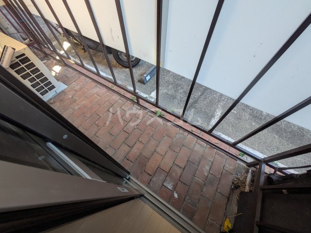 22/30 バルコニー