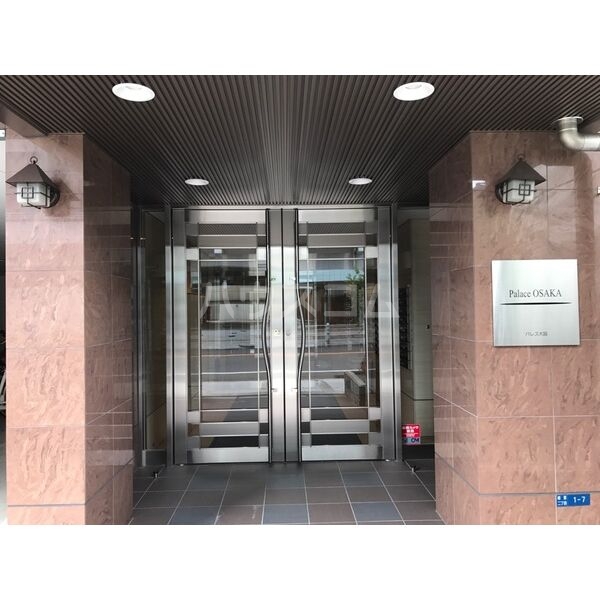 14/23 エントランス