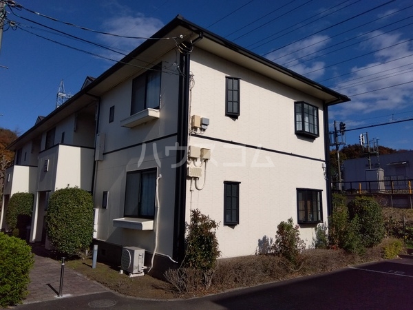 18/26 エントランス