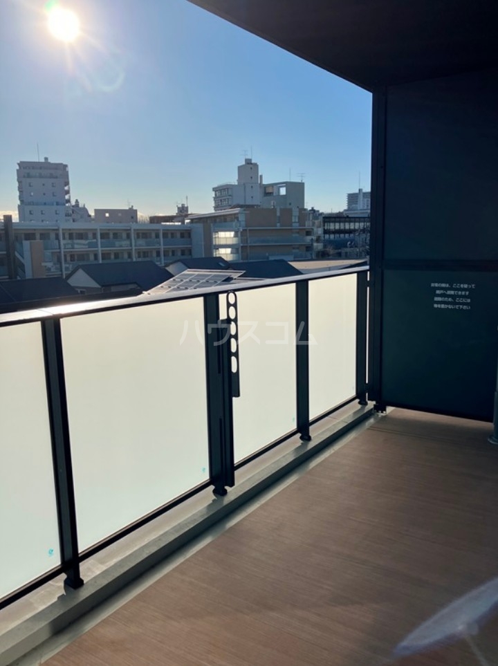 14/18 バルコニー