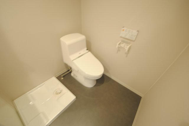 13/30 トイレ