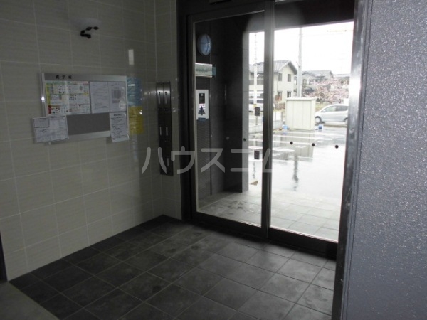 19/29 エントランス