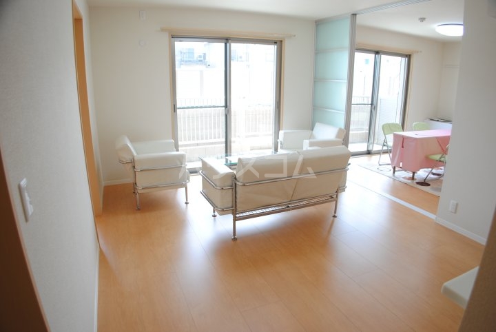 3/20 リビング/ダイニング