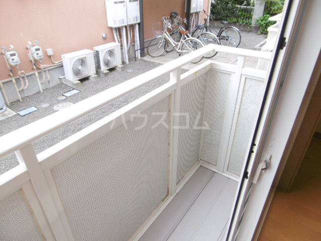23/28 バルコニー