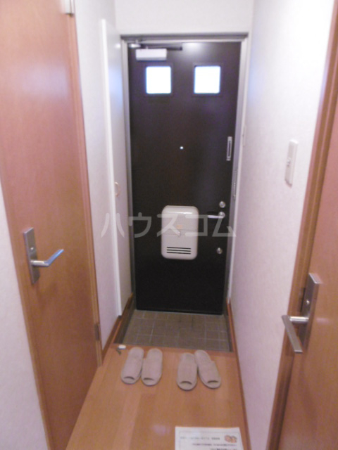 15/28 玄関
