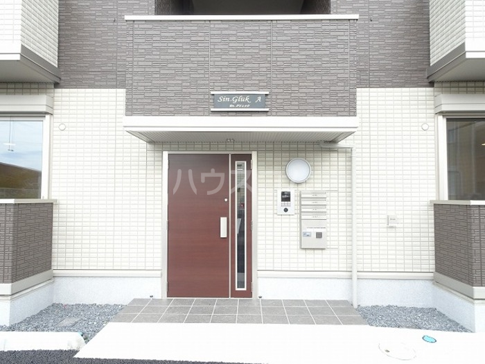 14/16 エントランス