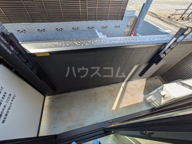21/30 バルコニー