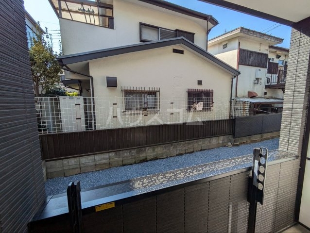 20/30 バルコニー