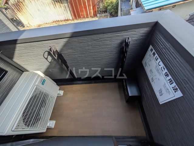 16/27 バルコニー