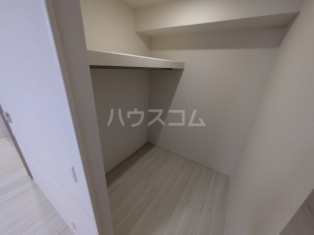 13/30 収納