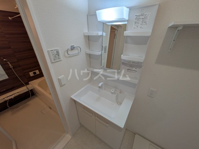 21/30 洗面