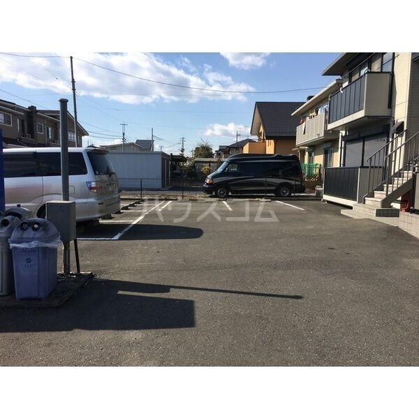 2/2 駐車場