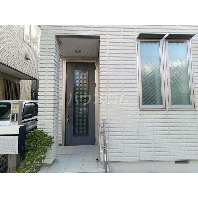 16/26 エントランス