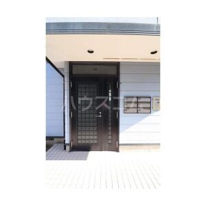 19/22 エントランス