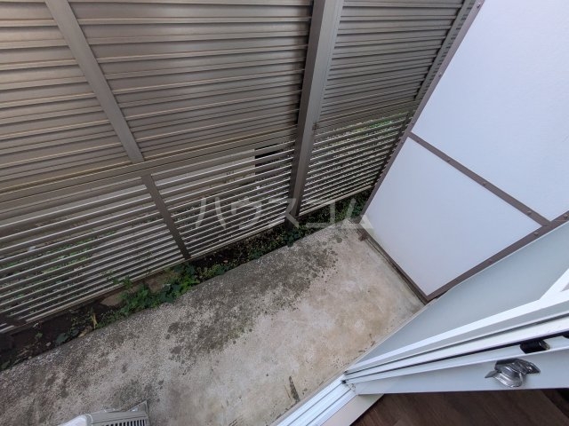 19/30 バルコニー