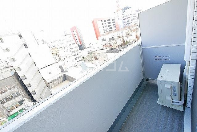 13/21 バルコニー